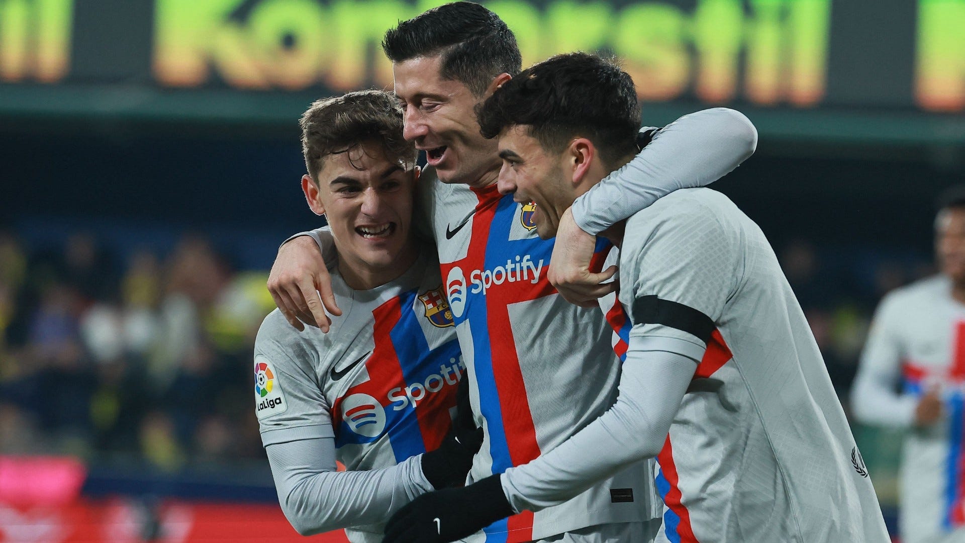 موعد مباراة برشلونة ورايو فاليكانو