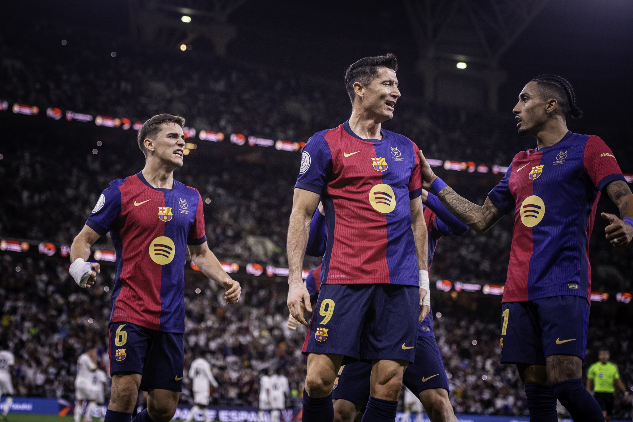 مشاهدة ملخص الكلاسيكو (5-2)