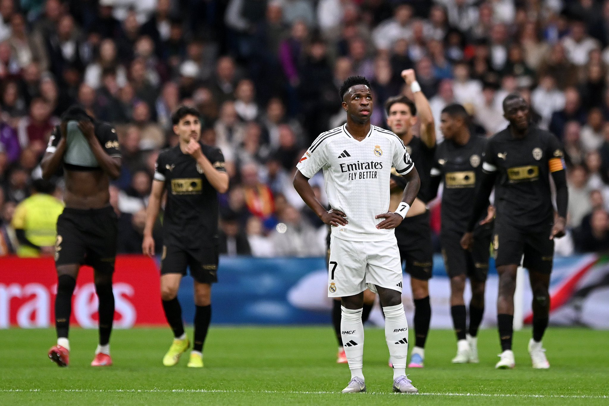 ملخص مباراة ريال مدريد وفالنسيا 2-1