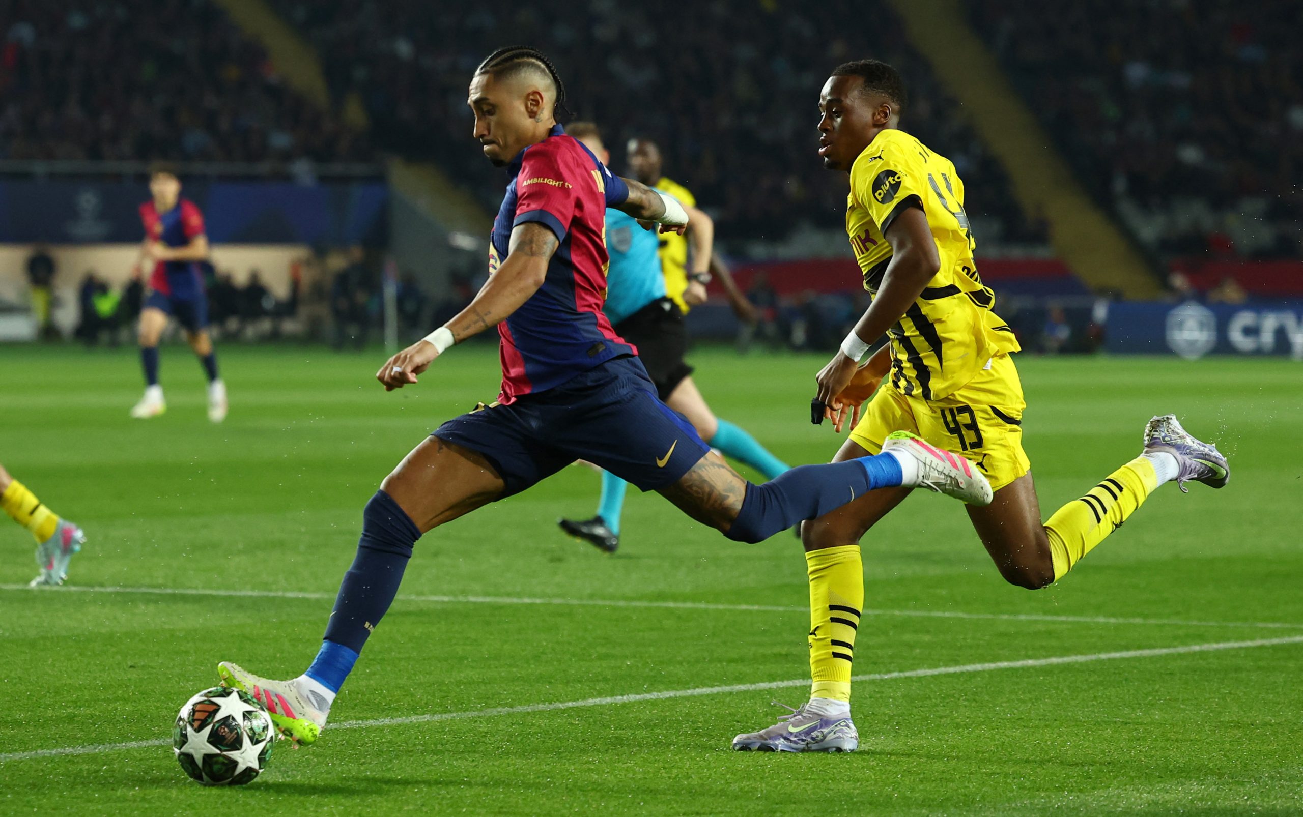 ملخص مباراة برشلونة ودورتموند (4-0)