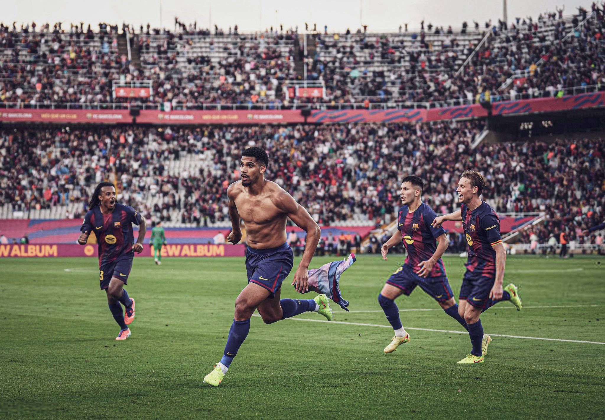 برشلونة
