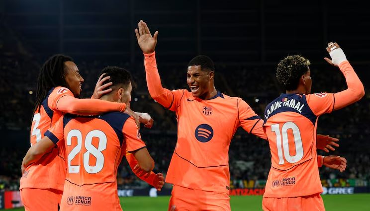 ملخص مباراة برشلونة وبيتيس (5-3)