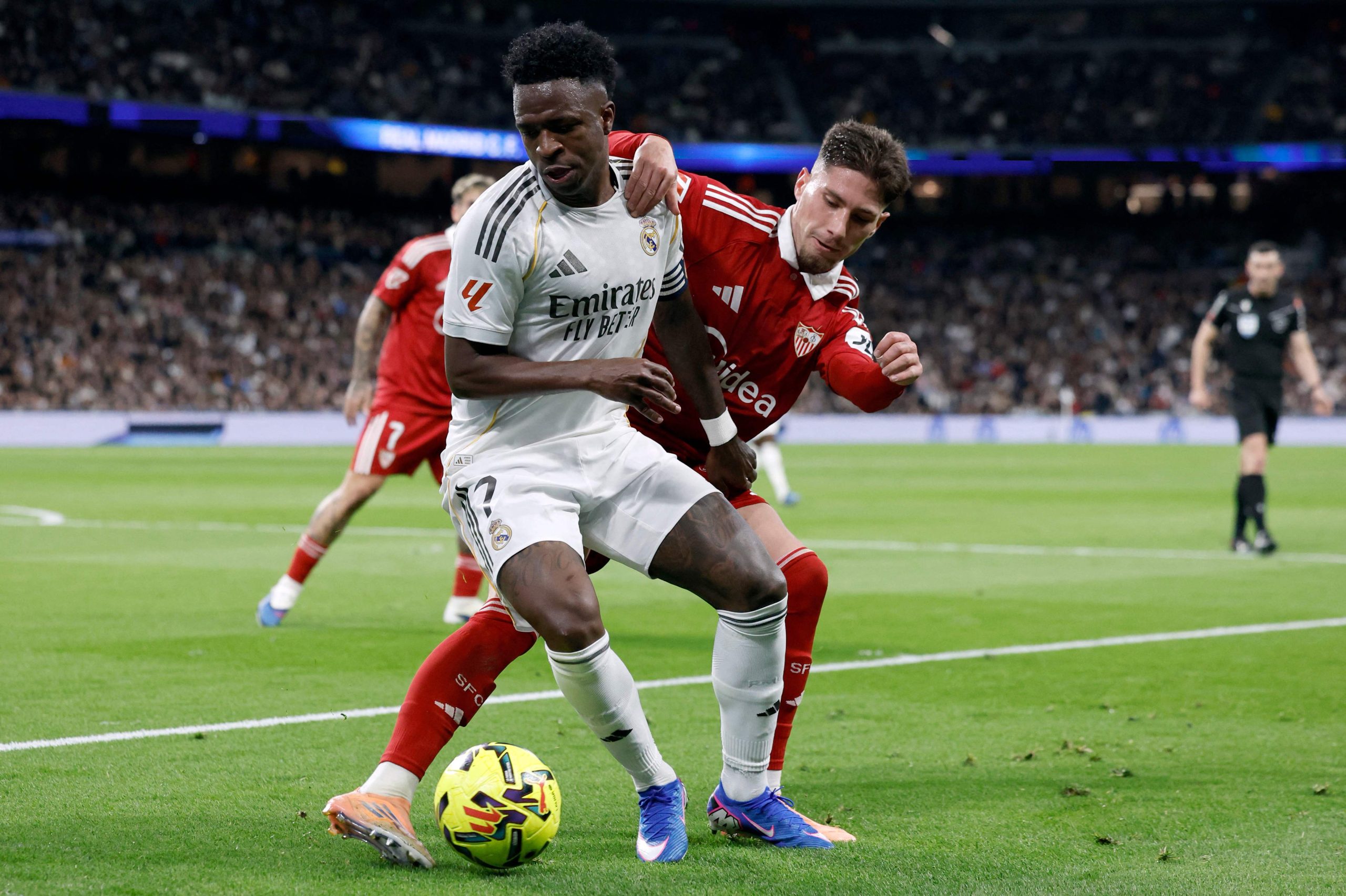 ملخص مباراة ريال مدريد وإشبيلية (2-0)