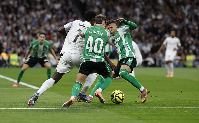 ريال مدريد وبيتيس