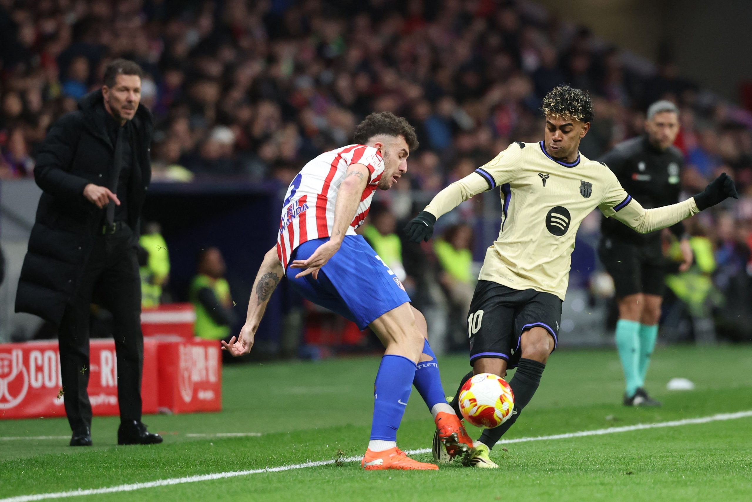 أتلتيكو مدريد وبرشلونة