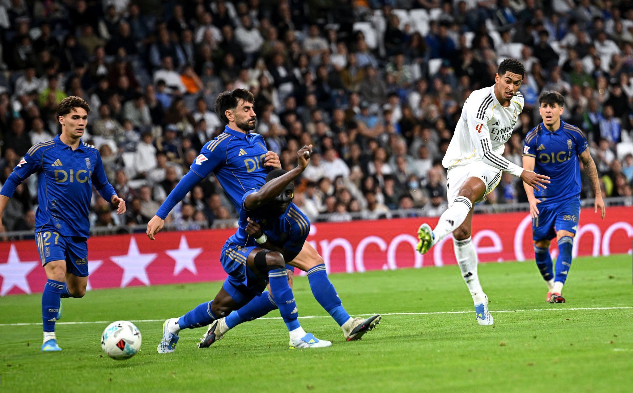 ريال مدريد وأوفييدو