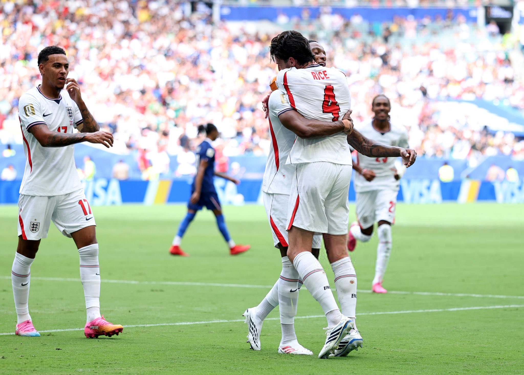 شاهد ملخص مباراة فرنسا وإنجلترا 6-4 في اللقاء الذي أقيم اليوم الأحد، على أرضية ملعب ميامي، ضمن تحديد المركز الثالث في كأس العالم 2026.