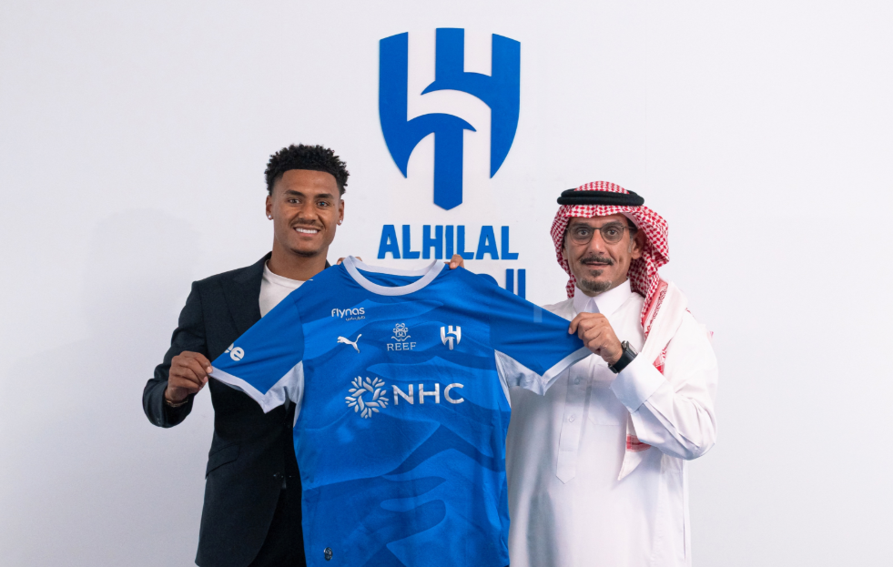 الهلال، واتكينز